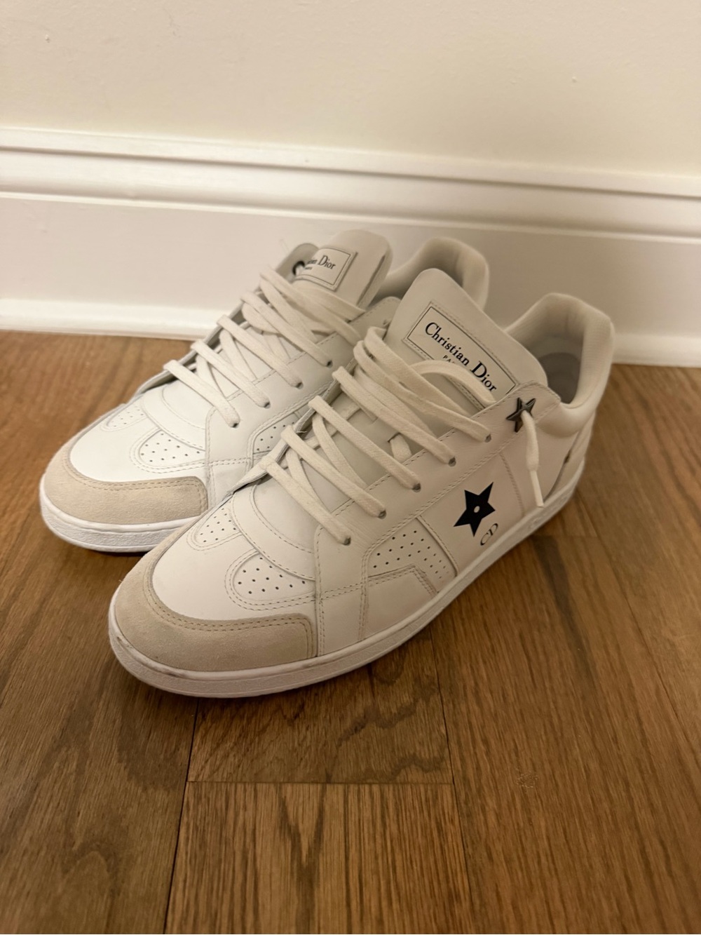 DIOR white/ Black Low Top Lace-Up Sneakers Star CD - EU40